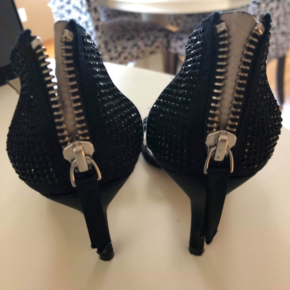 Nine West Black Rhinestone Strappy Heels 7M - Picture 4 of 4